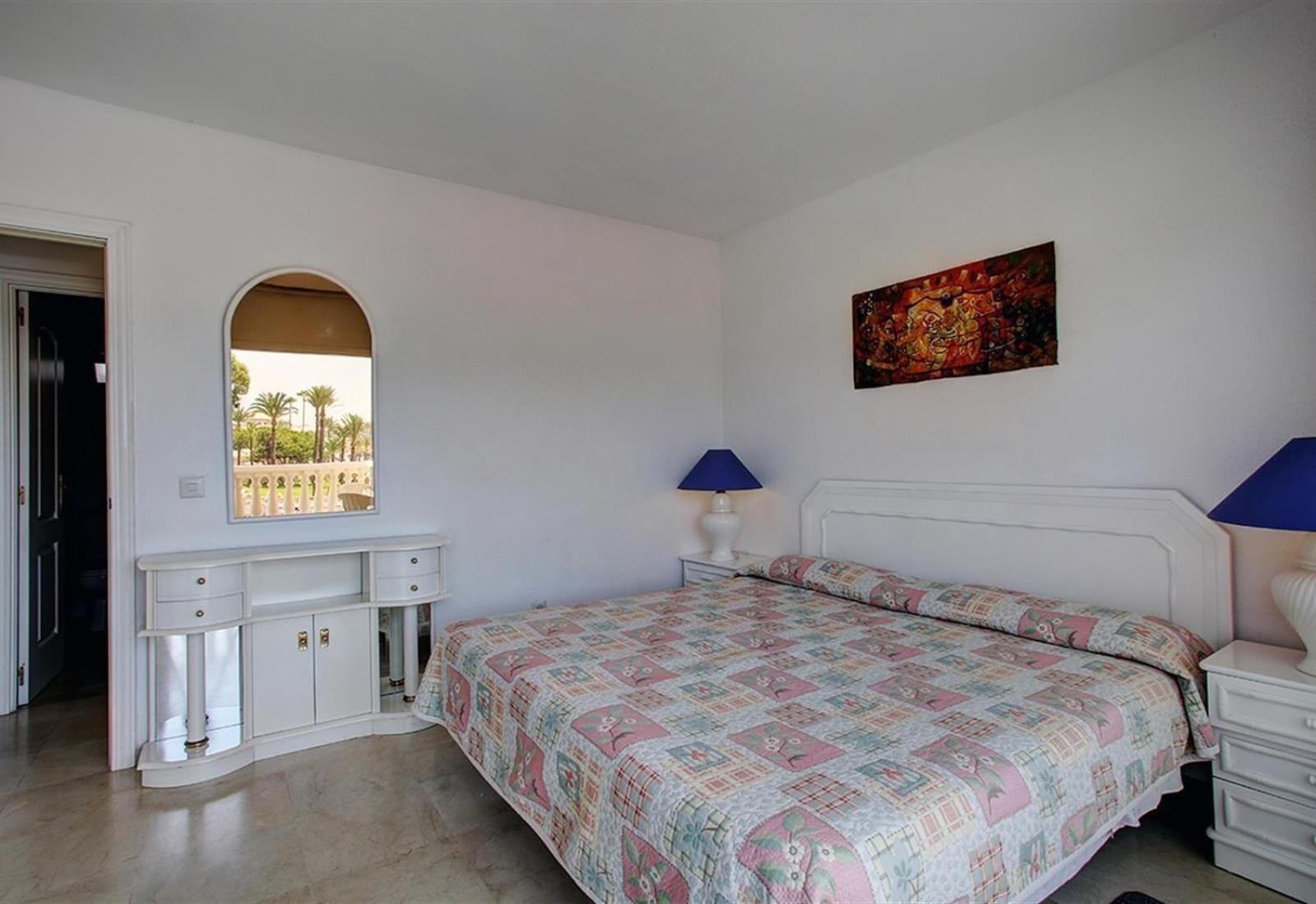 Cortijo Blanco Apartment *